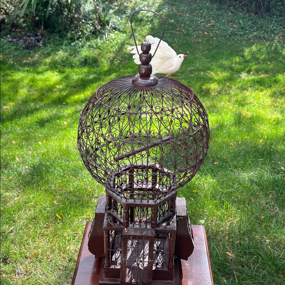 Antique Victorian Style Hot Air Balloon Shaped Wood Wire Decorative Birdcage - Picture 11 of 17